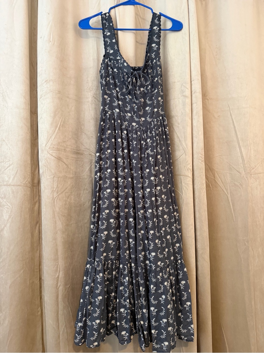 American Eagle Outfitters Navy Maxi Dress with White Floral Print